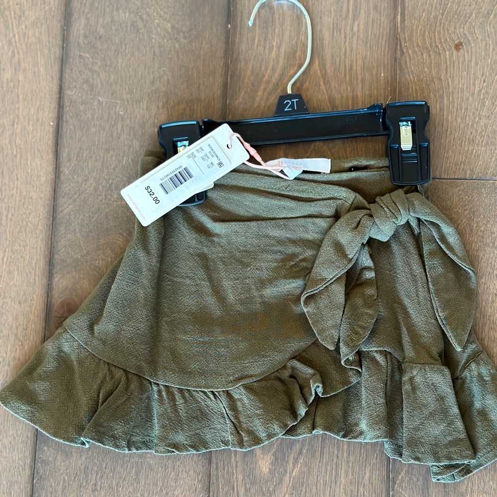 Go girls skirt